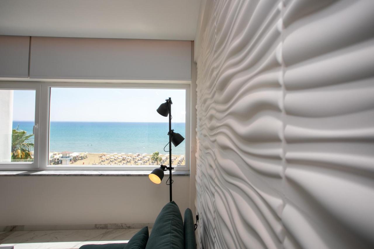 Les Palmiers Sunorama Beach Apartments Larnaca Buitenkant foto